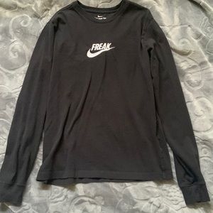 M nike shirt